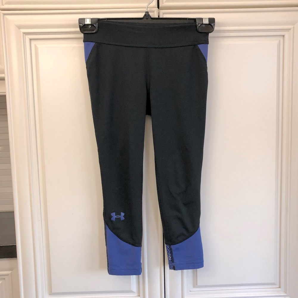 Under Armour crop leggings
